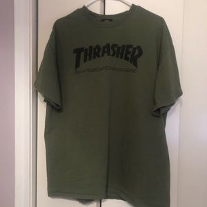 XL military green thrasher T-shirt